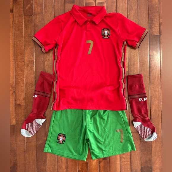Other - Kids Portugal Ronaldo Soccer Jersey Kit Size 28
